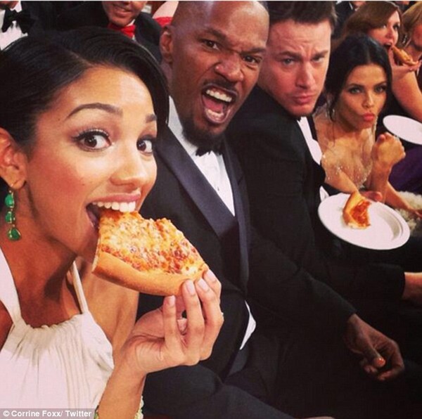 Hậu trường hài hước tại Oscar 2014 ảnh 19