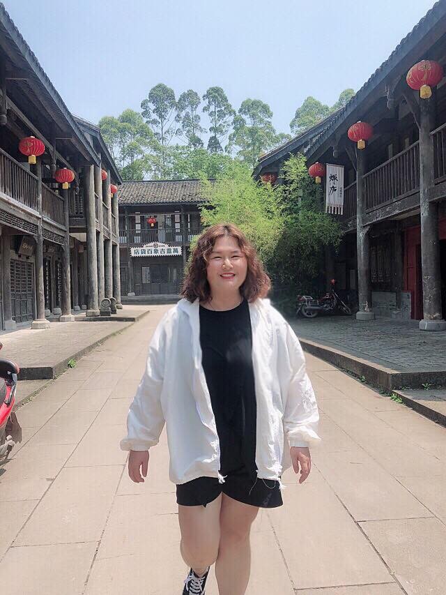 Thuỷ Tiên: Từ hot girl trăm ký đến cô em chồng bị ghét nhất 'Về nhà đi con' ảnh 8