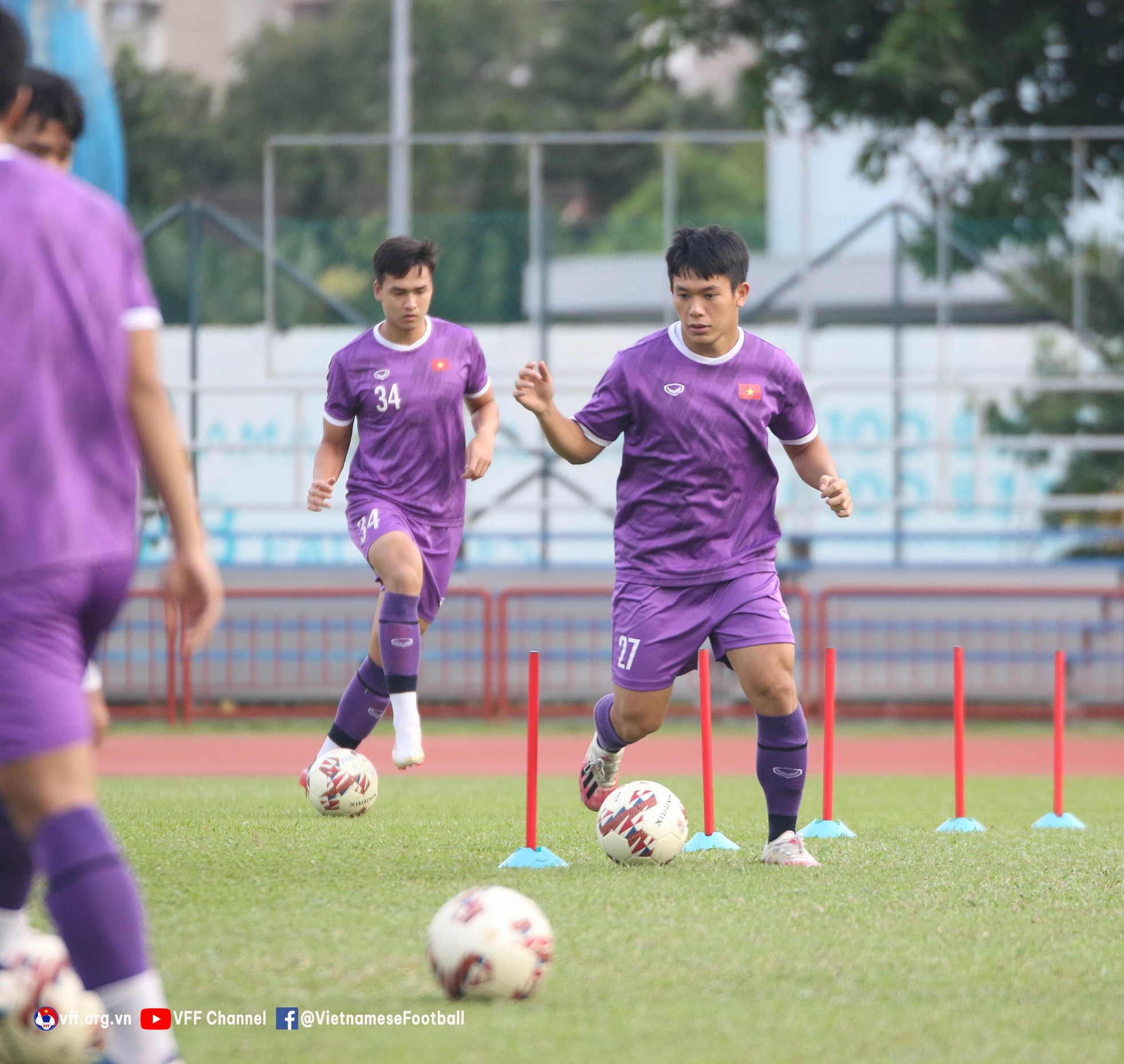 HLV Park Hang-seo khích lệ tinh thần tuyển thủ Việt Nam trước trận gặp Thái Lan ảnh 5