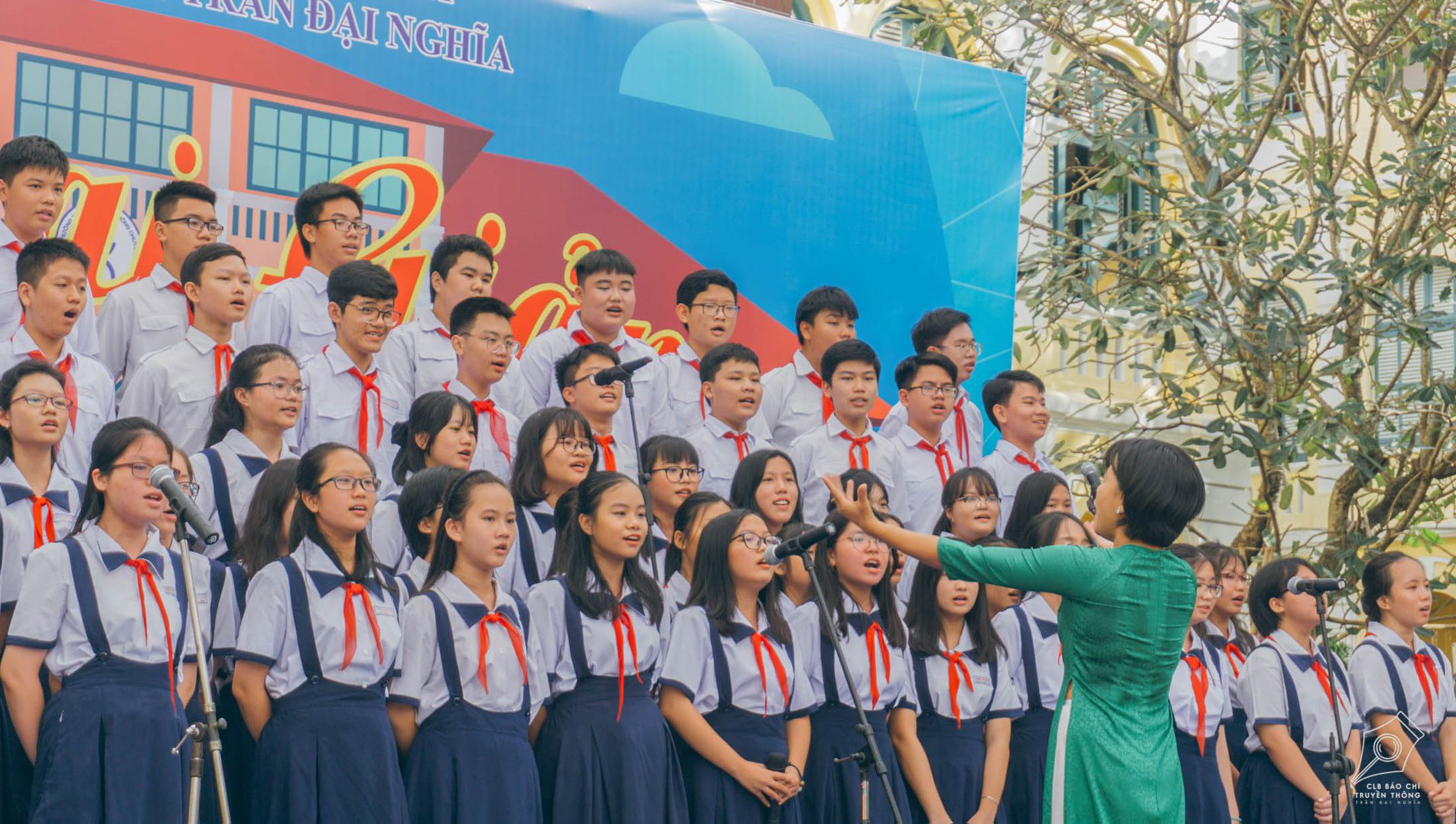 Ngôi trường trong mơ: Những ô cửa sổ sắc màu của trường THPT Chuyên Trần Đại Nghĩa ảnh 11