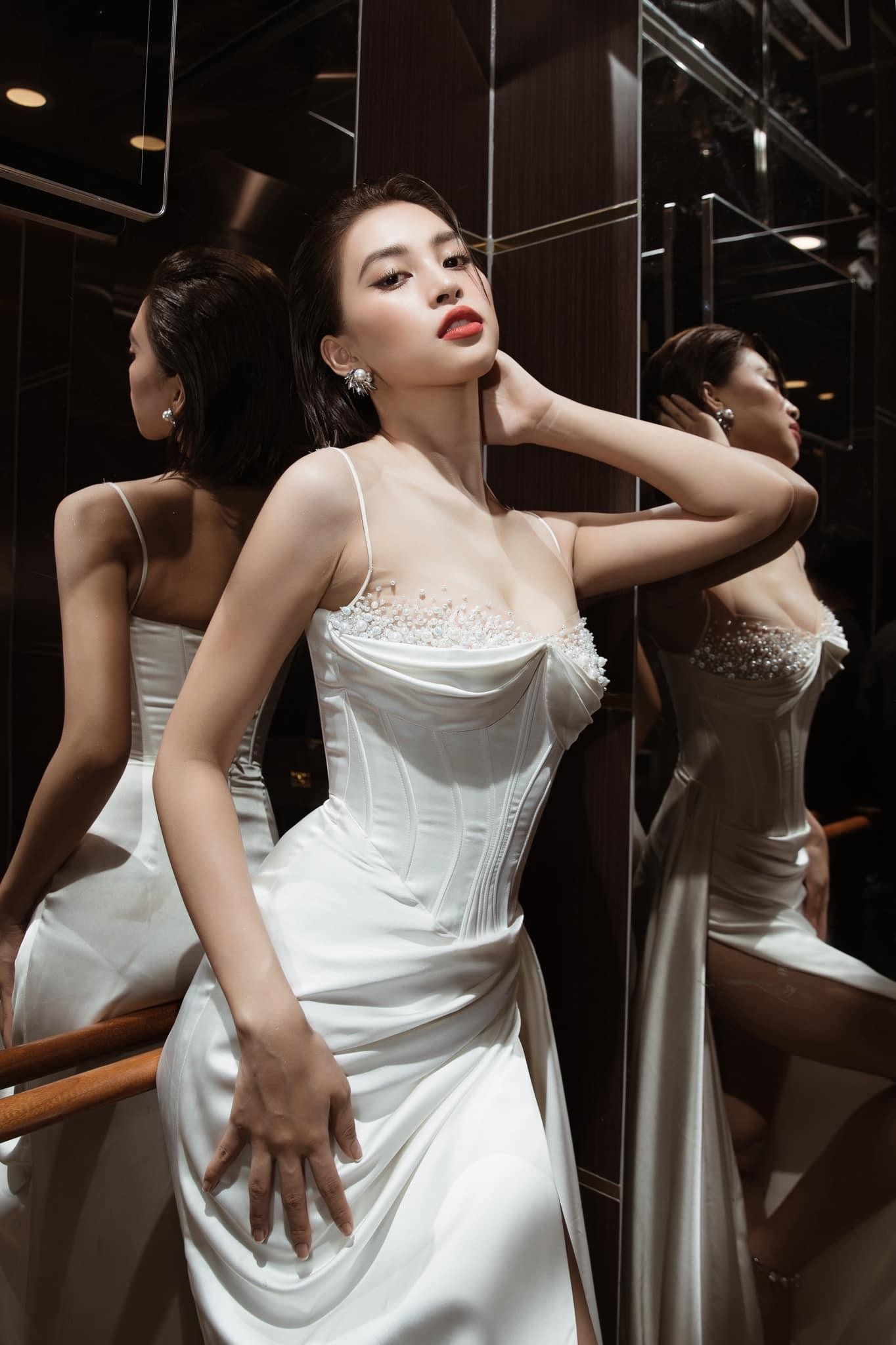 Hoa hậu Tiểu Vy lên đồ cực chất, khó nhan sắc nào có thể vượt qua ảnh 8