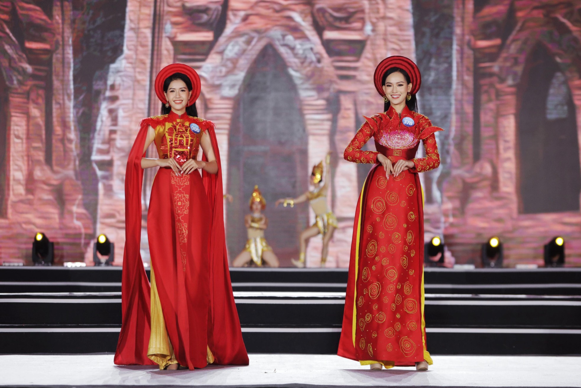 Top 37 Miss World Vietnam 2022 khoe đường cong gợi cảm với áo dài - Ảnh 9.