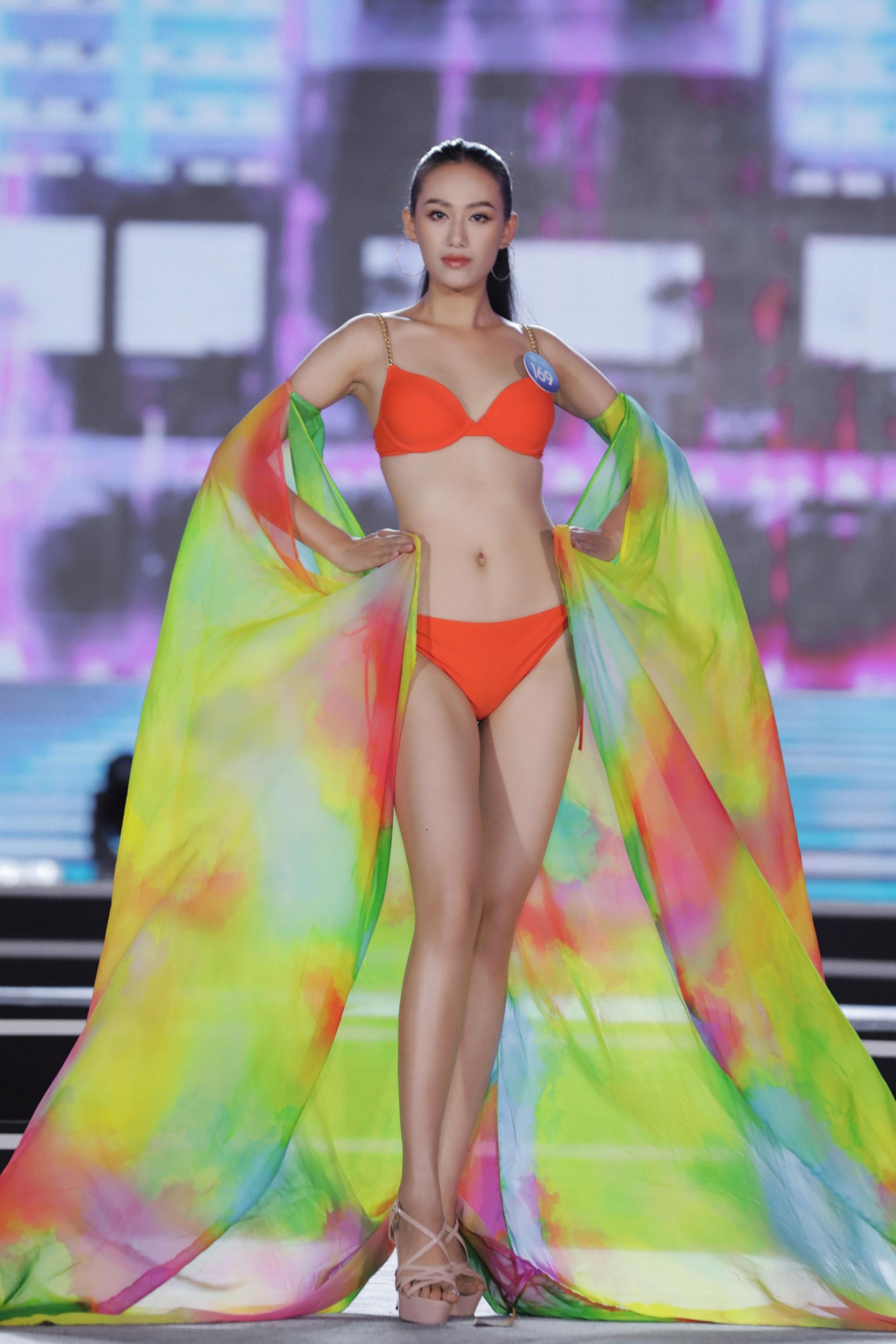 Mãn nhãn màn trình diễn bikini đẹp mắt của Top 20 Miss World Vietnam 2022 ảnh 9
