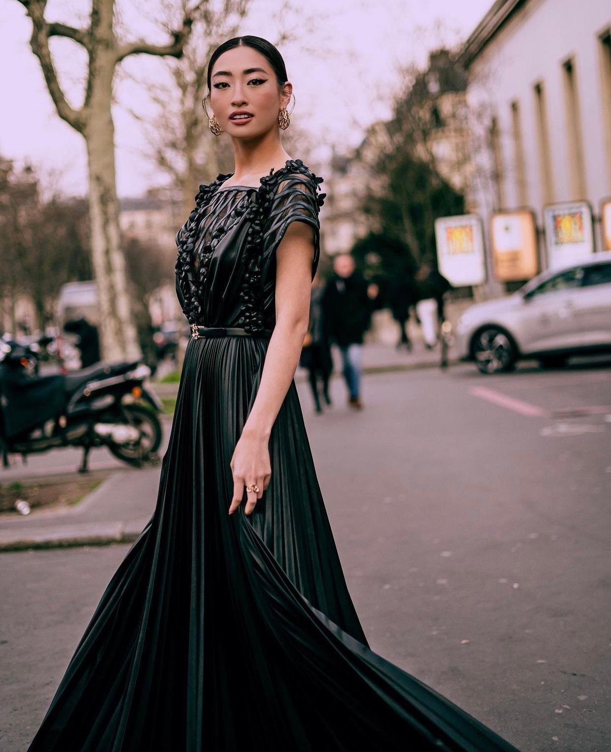 Lương Thuỳ Linh - Phương Anh xuất hiện đẳng cấp tại Paris Fashion Week khiến fan nức lòng ảnh 6