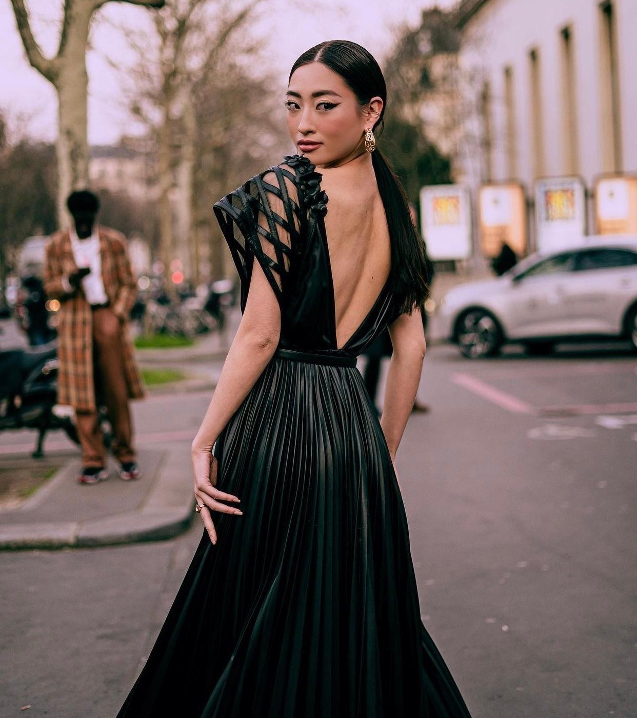Lương Thuỳ Linh - Phương Anh xuất hiện đẳng cấp tại Paris Fashion Week khiến fan nức lòng ảnh 5