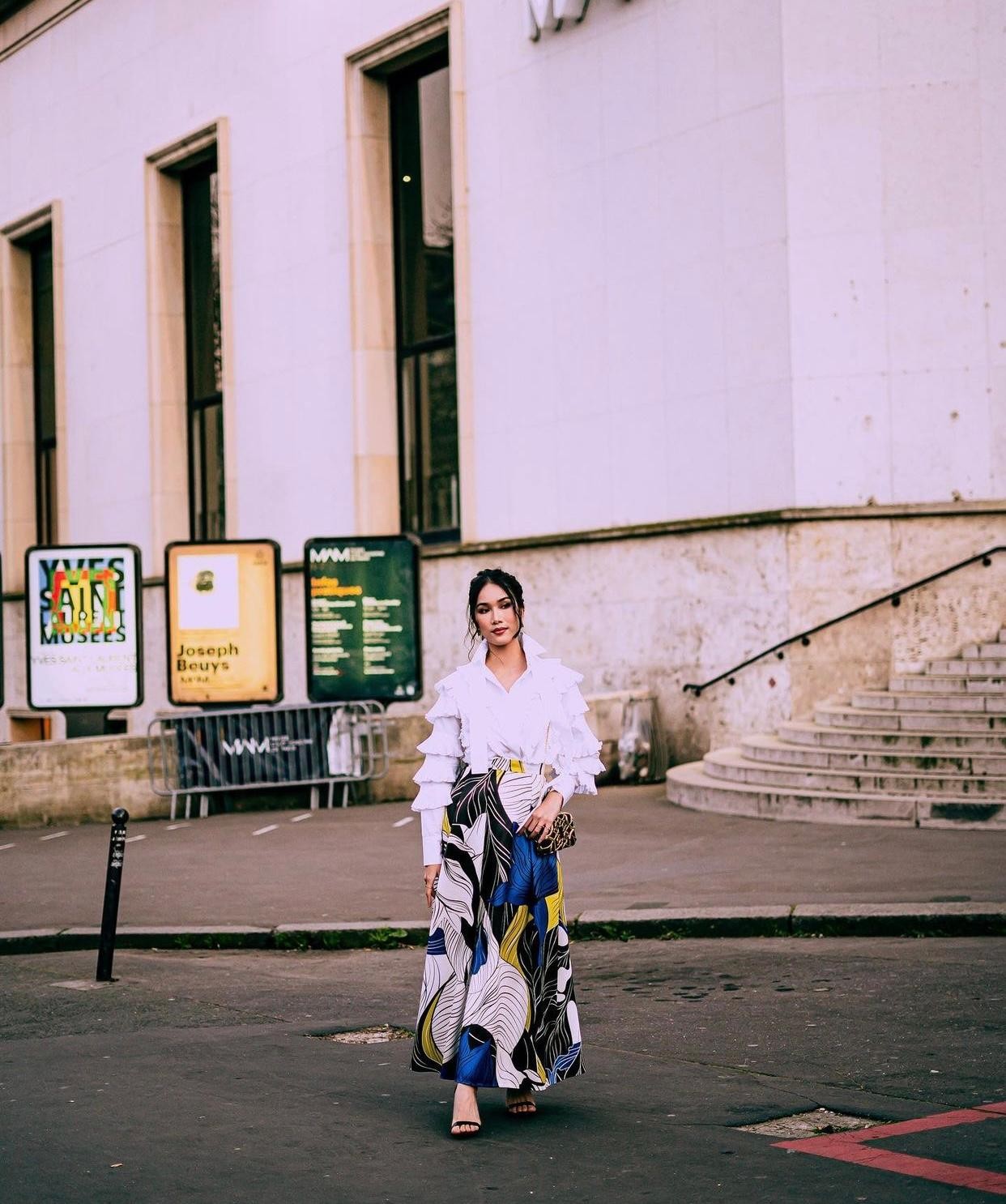 Lương Thuỳ Linh - Phương Anh xuất hiện đẳng cấp tại Paris Fashion Week khiến fan nức lòng ảnh 9