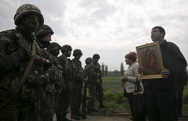 Nhìn gần cuộc tấn công của quân đội Ukraine vào Sloviansk ảnh 9