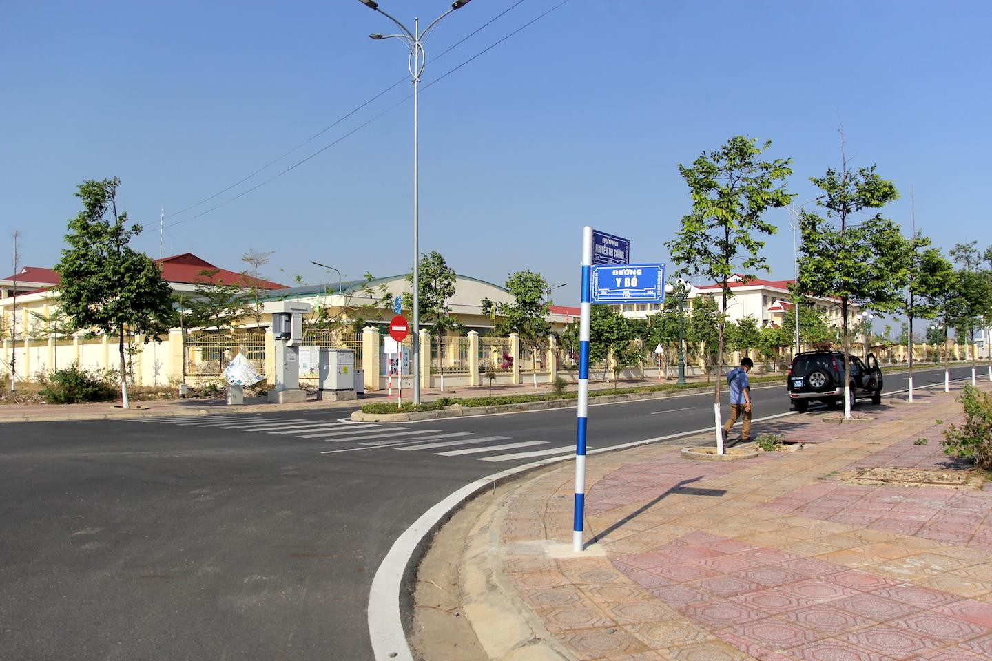 Cận cảnh dự án dự khu đô thị hơn 800 tỷ đồng ở Kon Tum dính nhiều sai phạm - Ảnh 5.