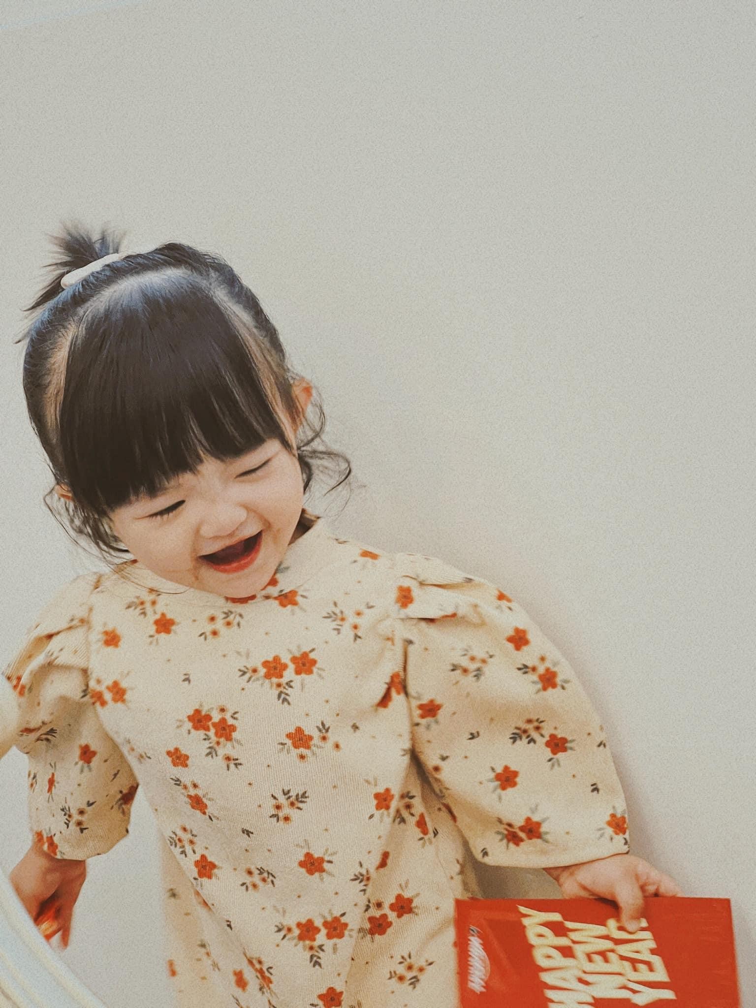 SAO VIỆT MÙNG 2 TẾT: Lý Nhã Kỳ thân mật bên sao nam, Khả Ngân - Minh Hằng rạng rỡ đọ sắc ảnh 12