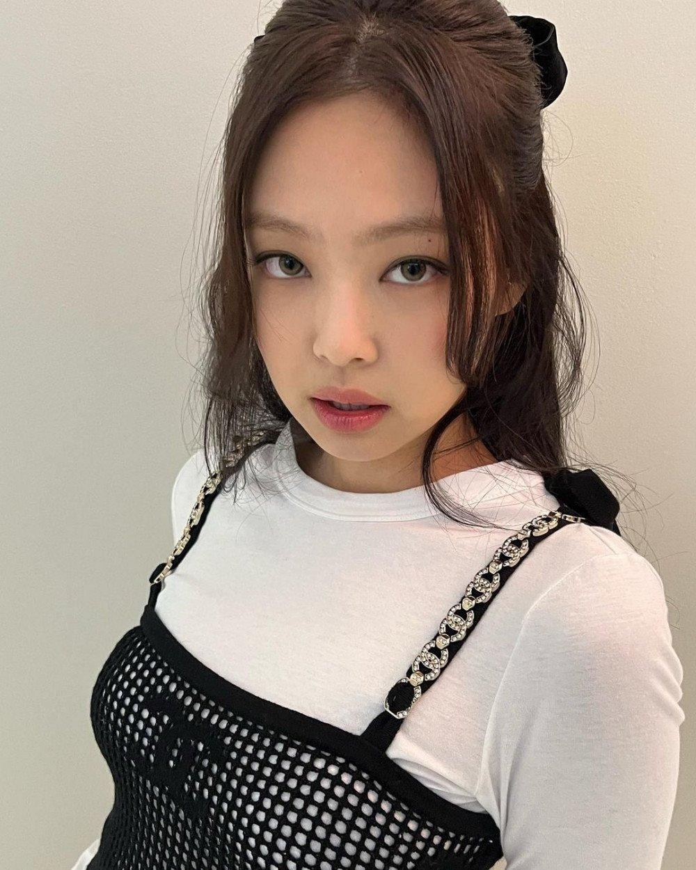 Jennie (BlackPink) đi ngược chuẩn mực ảnh 3