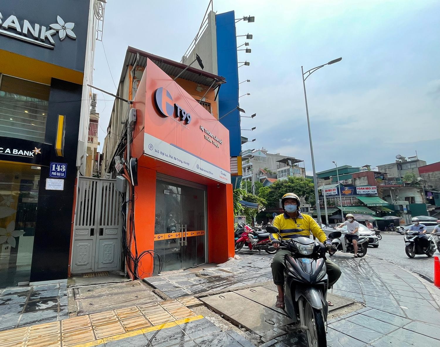Những bức tường, căn nhà siêu mỏng siêu méo tiền tỷ ở trung tâm Thủ đô ảnh 10