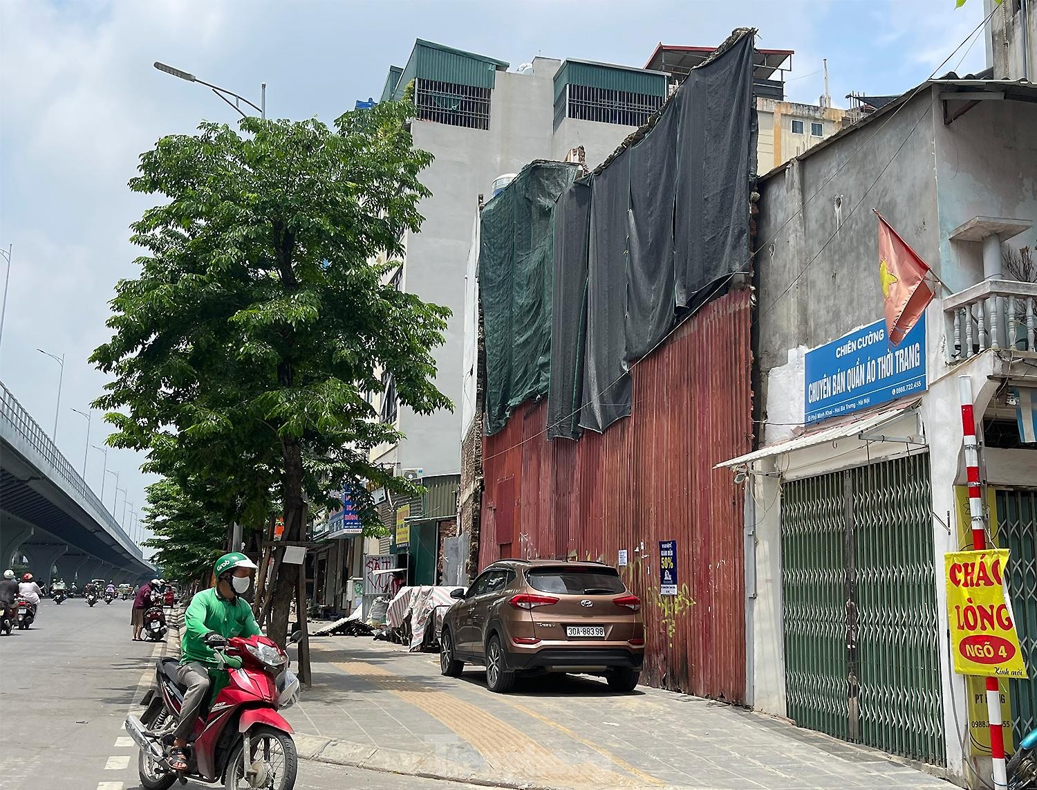 Những bức tường, căn nhà siêu mỏng siêu méo tiền tỷ ở trung tâm Thủ đô ảnh 4
