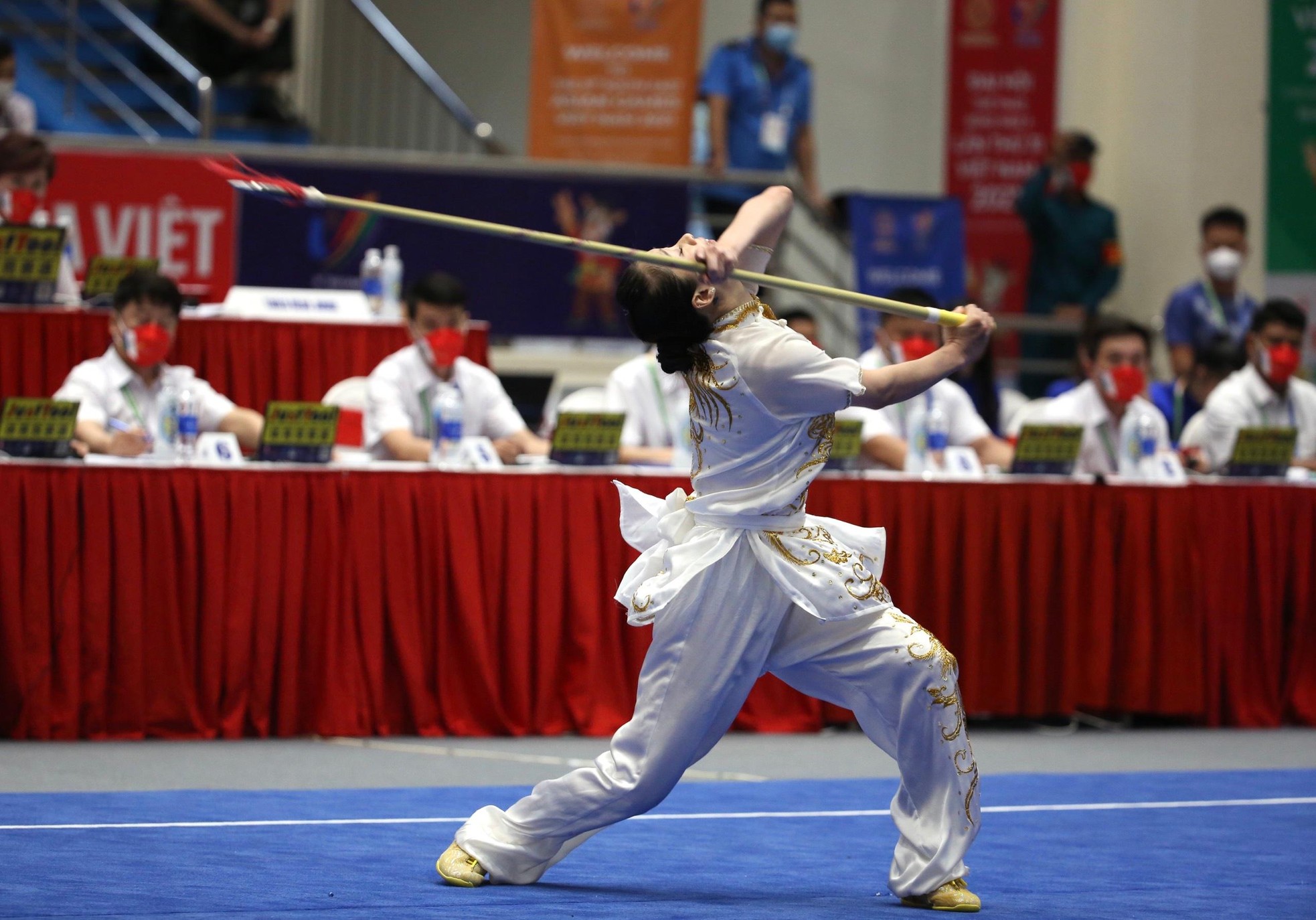Ngắm nhan sắc tuyệt mỹ của các 'nữ hiệp' Wushu ở SEA Games 31 ảnh 5