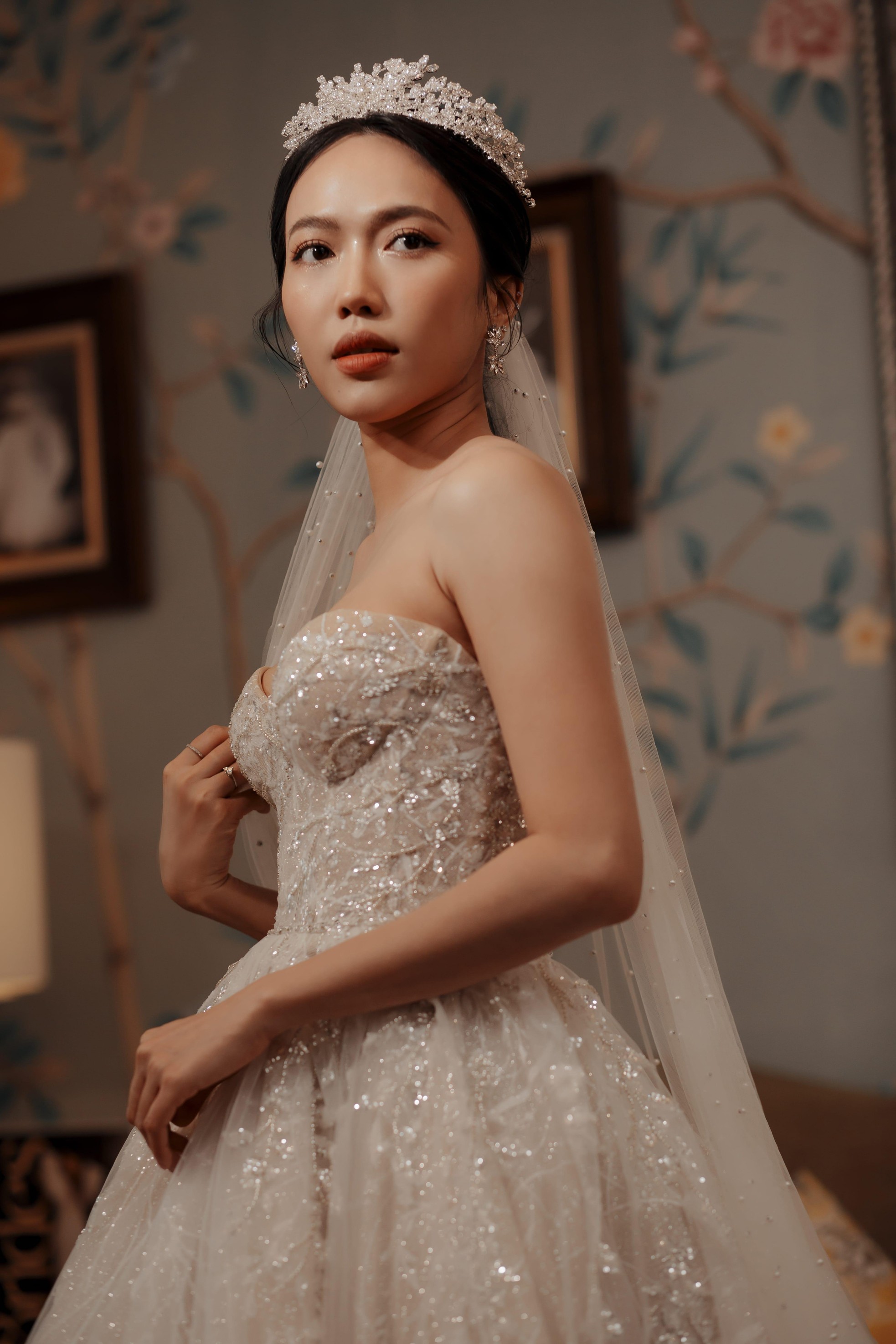 Sao Việt thử váy cưới: Ngô Thanh Vân tin tưởng bạn thân, Diệu Nhi nhận cơn mưa lời khen ảnh 1