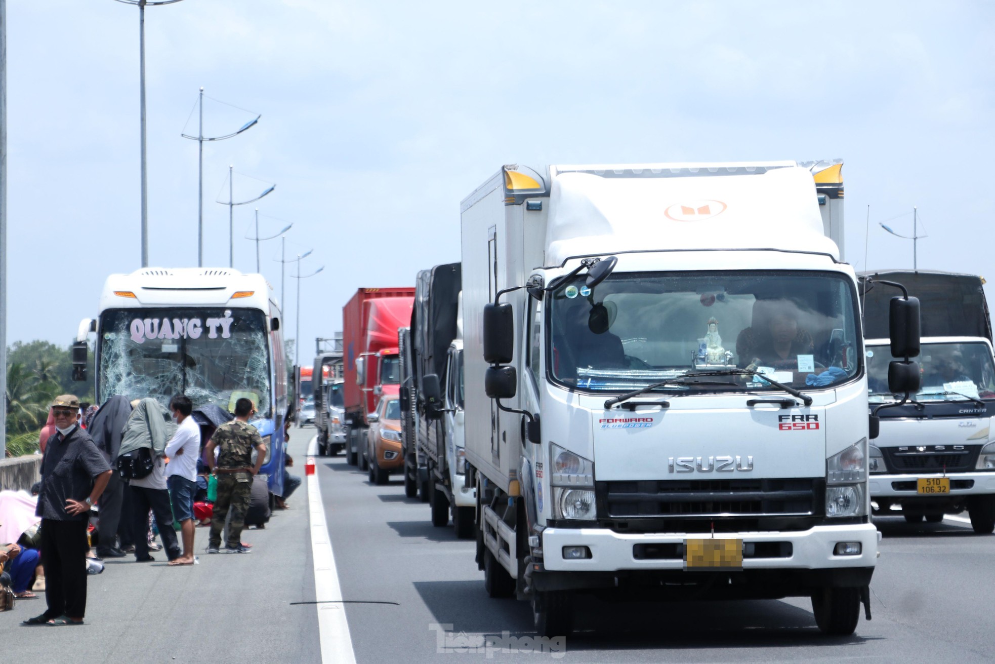 Cận cảnh tuyến cao tốc TPHCM - Trung Lương xuống cấp nghiêm trọng sau 3 năm dừng thu phí ảnh 12