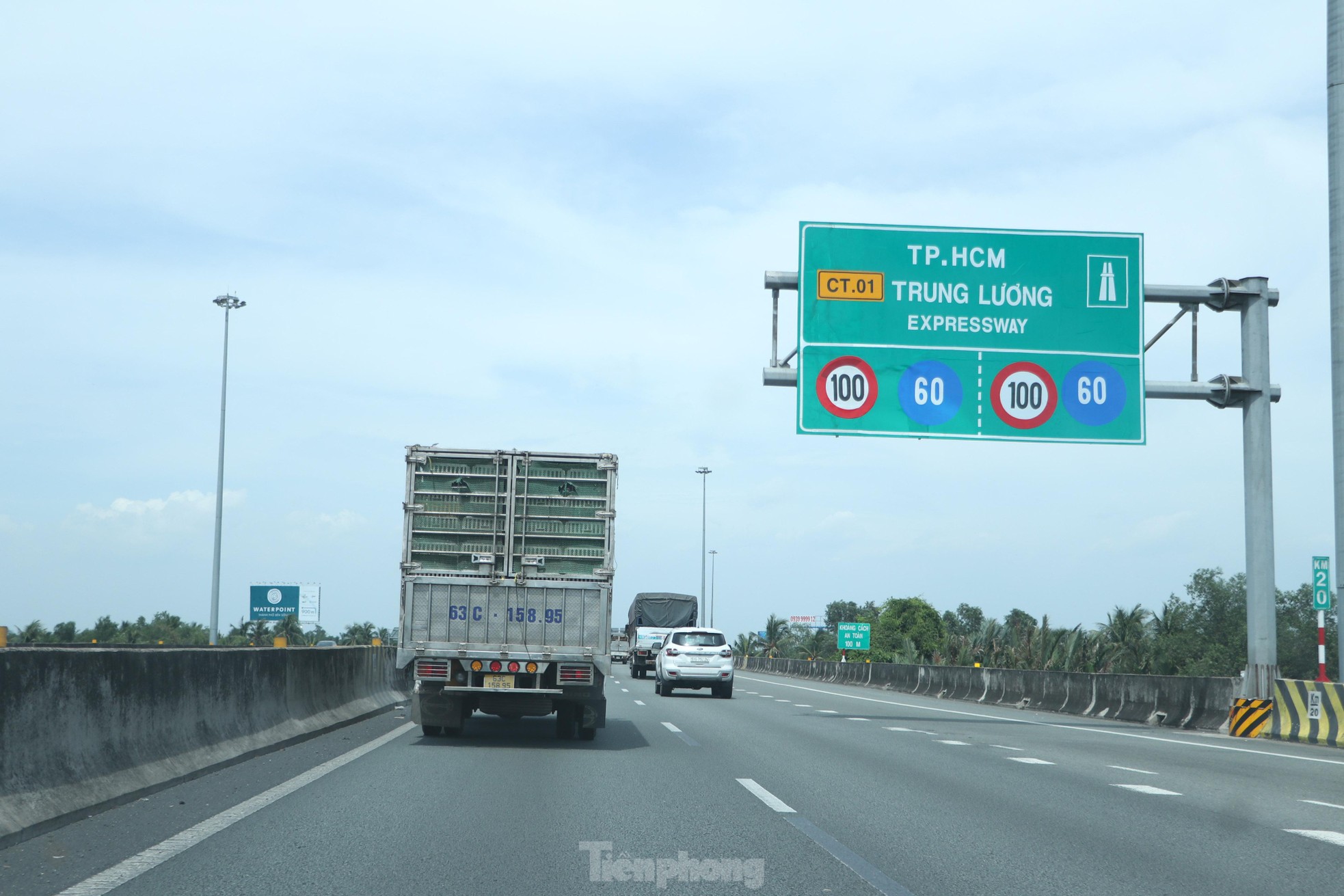 Cận cảnh tuyến cao tốc TPHCM - Trung Lương xuống cấp nghiêm trọng sau 3 năm dừng thu phí ảnh 13