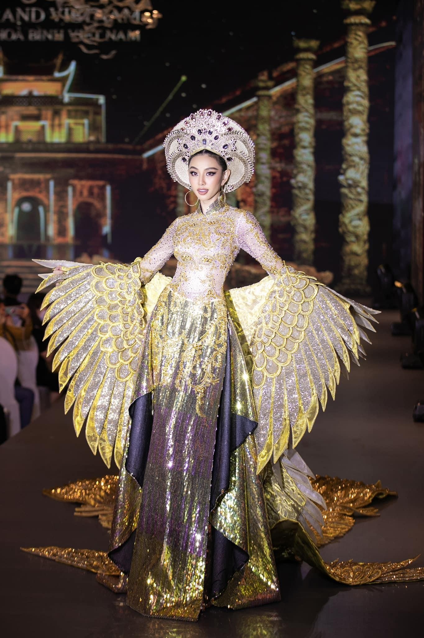 Hoa hậu Thùy Tiên sẽ chọn trang phục nào cho màn final walk ở Miss Grand International 2022? - Ảnh 6.