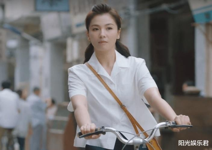 Nhan sắc không đổi của ‘A Châu’ Lưu Đào sau 22 năm vào nghề ảnh 10