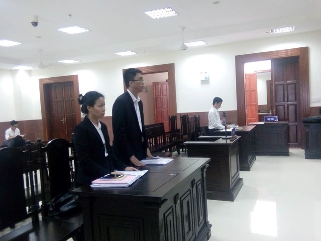 Thua kiện, bà Lê Hoàng Diệp Thảo phải trả con dấu cho Trung Nguyên ảnh 1