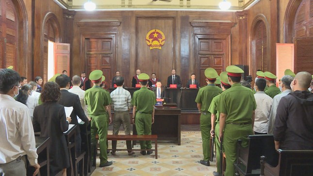 Nhóm khủng bố trụ sở công an tại quận Tân Bình hầu tòa ảnh 1
