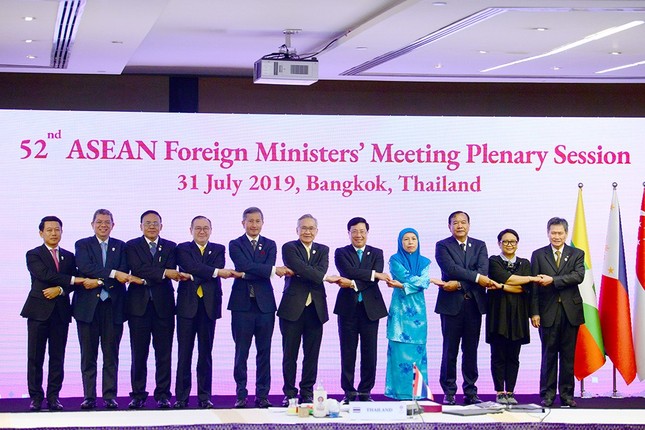 Tuyên bố chung Asean quan ngại những sự cố nghiêm trọng trên biển Đông ảnh 1