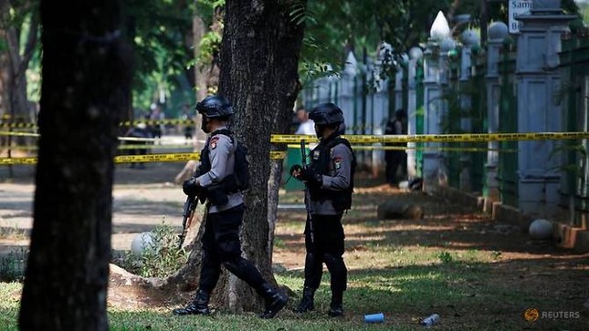Nổ ngay trung tâm Jakarta, 2 sĩ quan quân đội bị thương ảnh 1