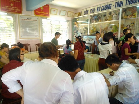 Chen chúc nộp đơn cho con học mầm non ảnh 5
