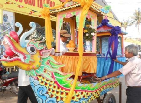 Hàng ngàn người dự lễ cầu siêu tri ân Đội hùng binh Hoàng Sa ảnh 1