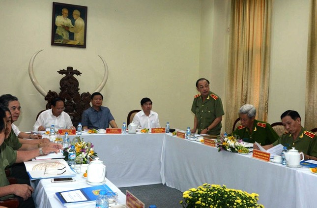 Ông Đinh La Thăng: Xử nghiêm người làm chính quyền mất uy tín ảnh 1