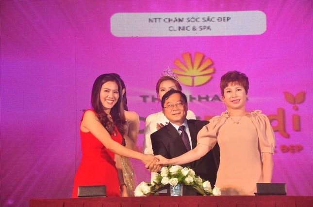 Công bố và ký kết với các nhà tài trợ Hoa hậu Việt Nam 2016 ảnh 3
