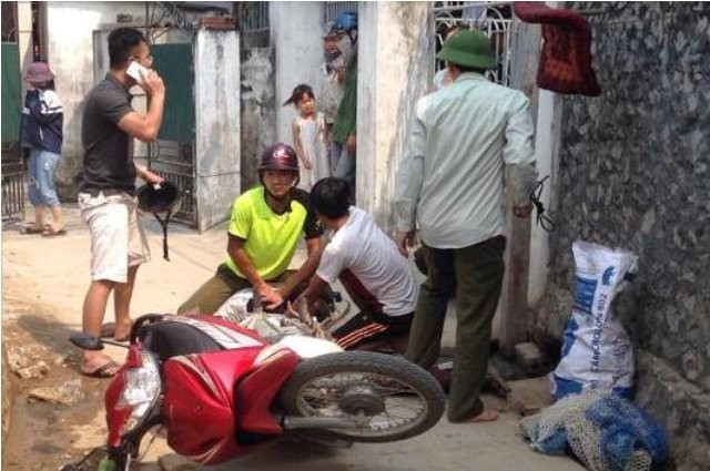 Nghẹt thở giải cứu người bị kẻ ''ngáo đá” khống chế trên xe máy ảnh 1