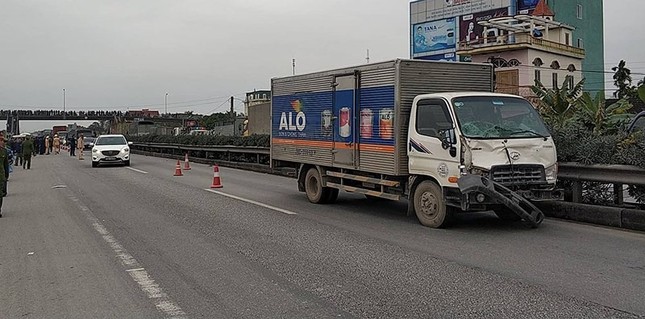 Danh tính 8 nạn nhân vụ ô tô đâm người viếng nghĩa trang ảnh 2