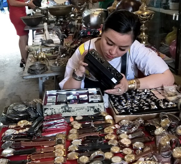 Dạo chợ đồ cổ độc nhất Sài Gòn mỗi tuần chỉ họp một phiên ảnh 4