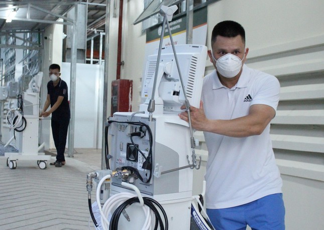 77 ngày đêm đẩy lùi đại dịch COVID-19 tại Trung tâm Hồi sức được thành lập thần tốc ảnh 1