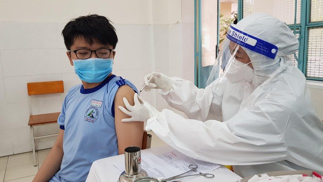 Gần 40.000 trẻ đã được tiêm vắc xin ngừa COVID-19 ảnh 1
