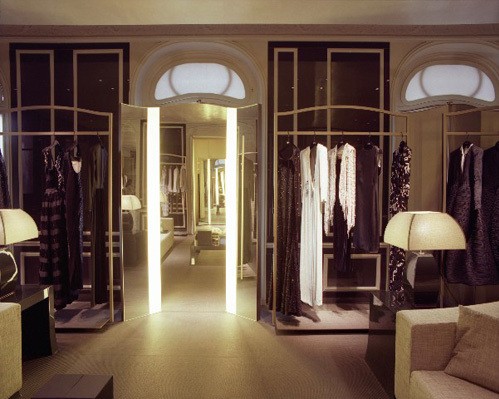 Người giàu không ít, nhưng vì sao chỉ có khoảng 4000 phụ nữ được sở hữu đồ Haute Couture? ảnh 10