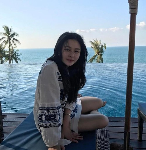 Nhan sắc ‘van người mê’ của con gái nữ hoàng 18+ Khâu Thục Trinh ảnh 6