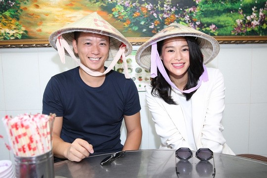Phương Mai phản pháo khi bị 'ném đá' vì mặc váy hở hang ảnh 4
