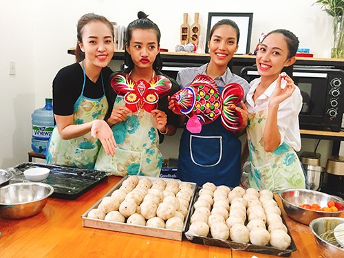Vy Oanh khoe khéo nhẫn kim cương ảnh 3