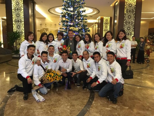 '1001' kiểu đón Giáng sinh của Sao Việt ảnh 5