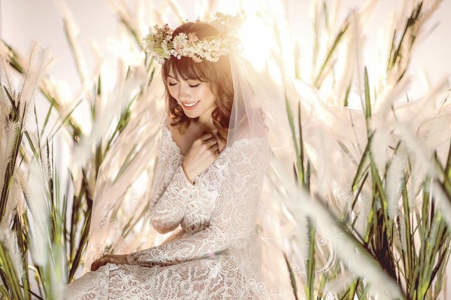 Trấn Thành khoe trọn bộ ảnh cưới ‘khó đỡ’ ảnh 8
