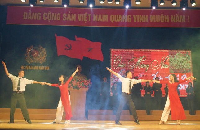 Ban Bí thư T.Ư Đoàn chúc Tết các cơ quan, đơn vị ảnh 13