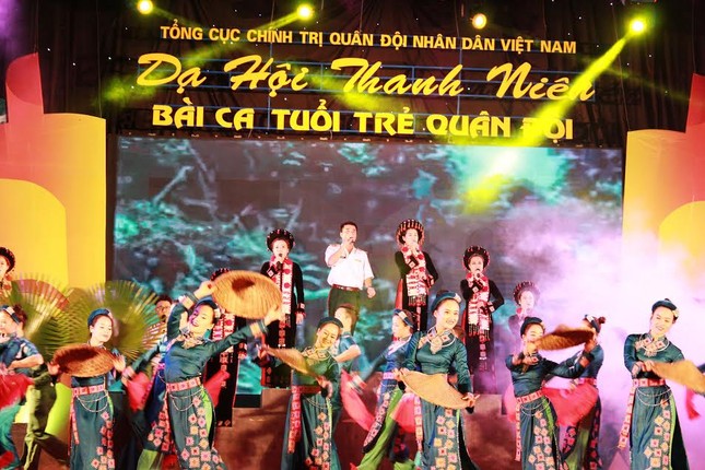 Đêm dạ hội lung linh của tuổi trẻ Quân đội ảnh 4