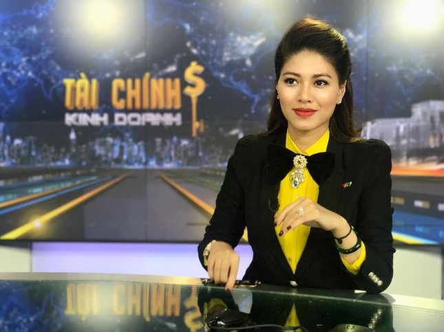 Showbiz 15/5: Chồng nhận lỗi, vợ Phạm Anh Khoa phản ứng ra sao? ảnh 3