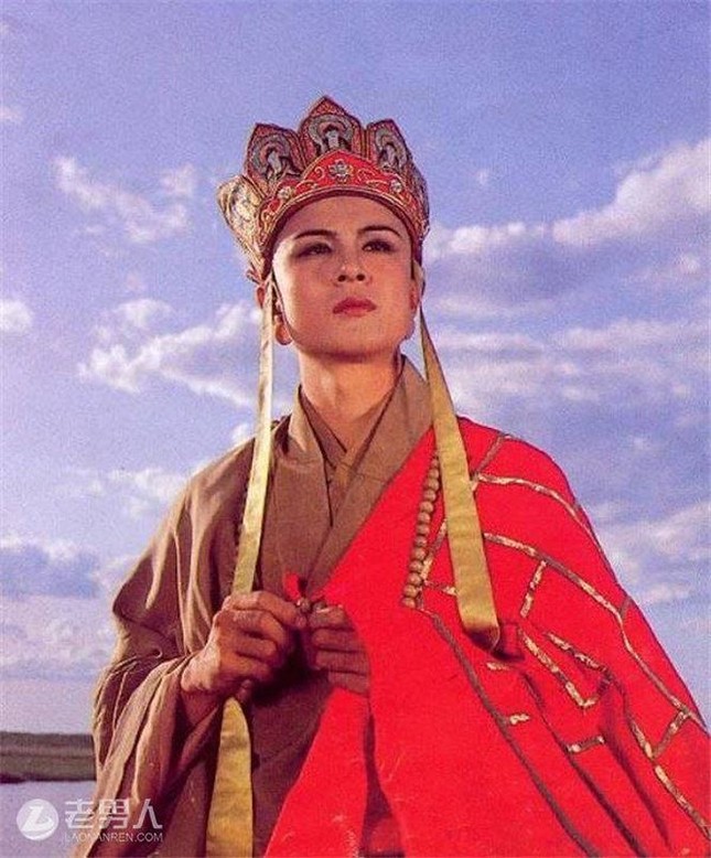 Showbiz 14/9: Angela Phương Trinh từng bị “gạ tình” 20.000 USD ảnh 1