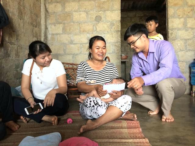Bé trai 3 tháng tuổi bị bỏ rơi cùng lá thư cầu cứu ảnh 2