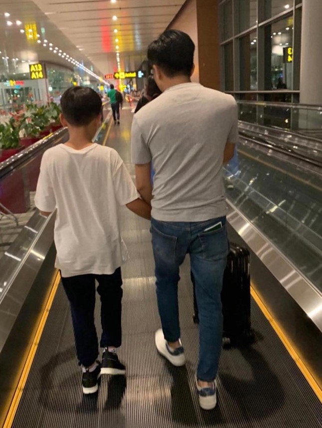 Sau ngày cưới, Cường Đô La đưa vợ và con trai Subeo đi du lịch ảnh 2