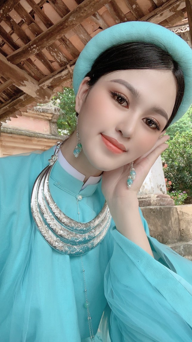 Cô gái xinh đẹp giống Á hậu Thuỵ Vân ghi danh ở Hoa hậu Việt Nam 2020 ảnh 3
