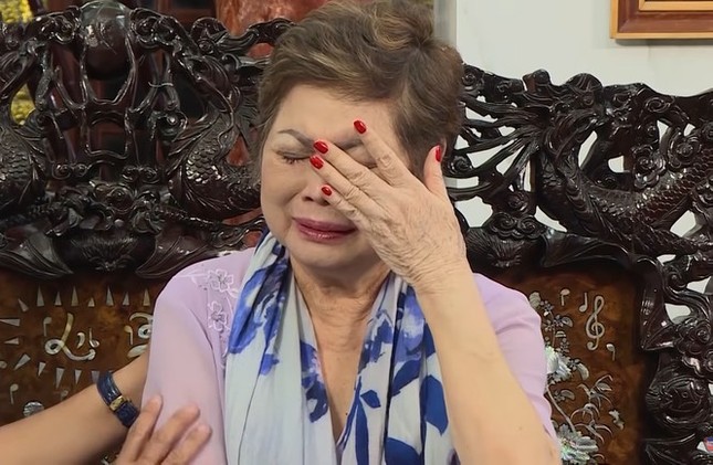 Showbiz 12/9: Hồ Ngọc Hà hét toáng khi Hà Anh Tuấn tiết lộ bí mật giấu kín lâu nay ảnh 1