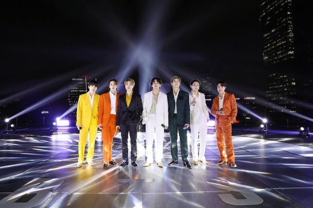 Showbiz 15/3: Vợ Vân Quang Long từ chối tiền ủng hộ của nghệ sĩ Việt cho con gái ảnh 5